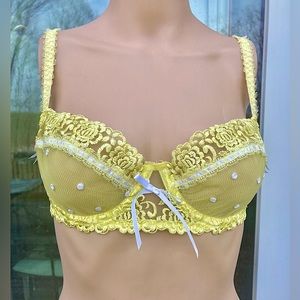 Adore Me Yellow Polka Dot Lace 36B Bra
